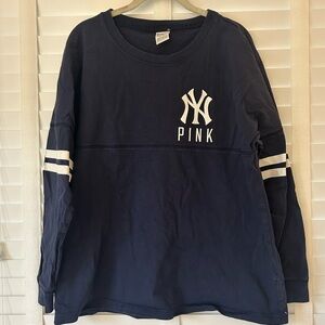 PINK Victoria’s Secret Top Yankees Navy Blue Long Sleeve Tshirt Large